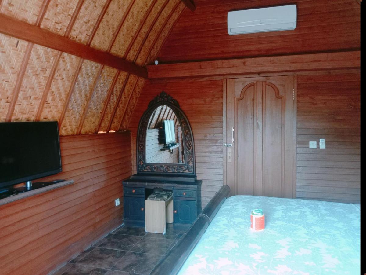 Gusung Indah Bungalow Gili Air Esterno foto